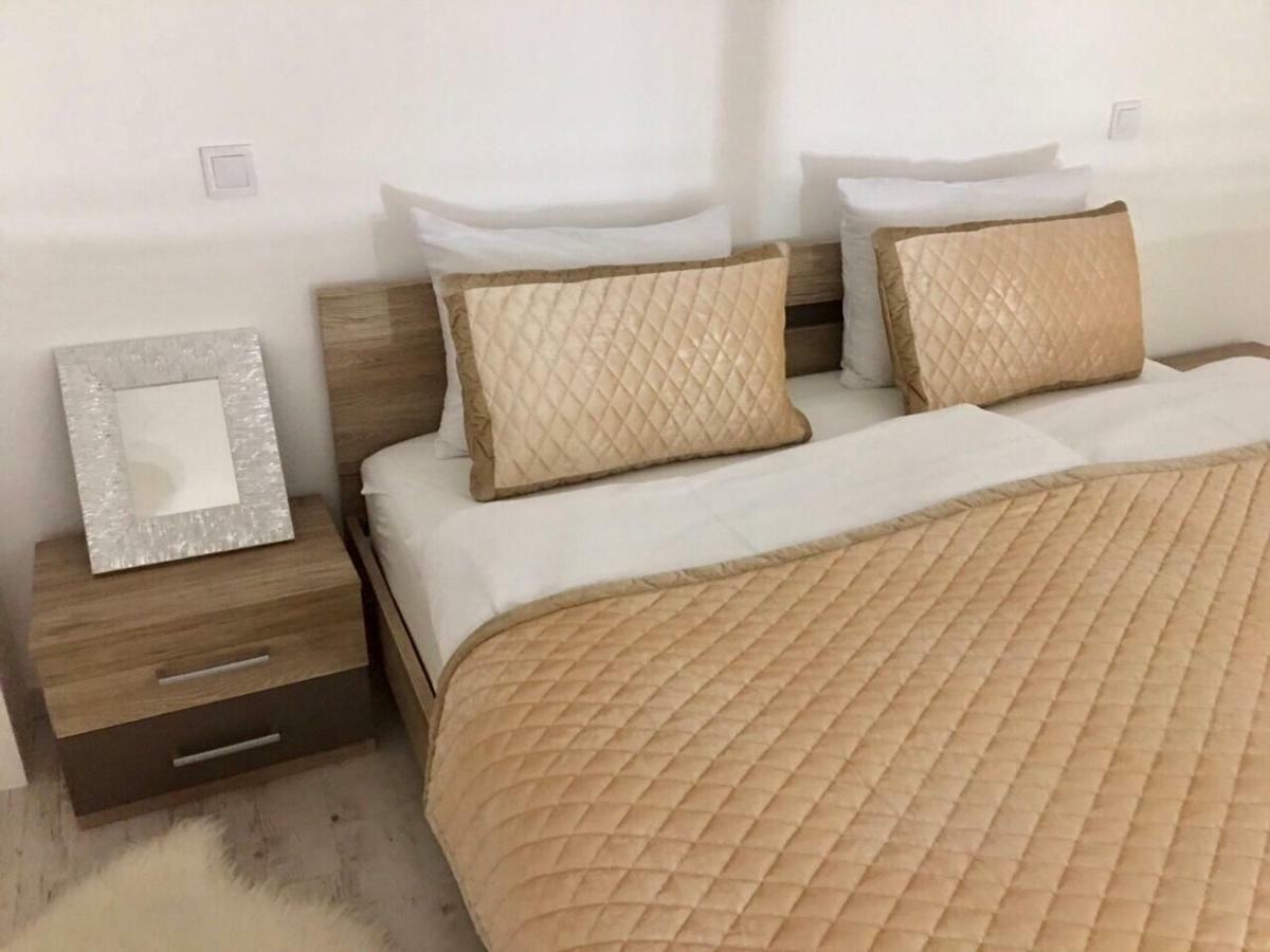 3 Comfortable And Cosy Apartments In Heart Of Budapest Near Basilica Exterior photo